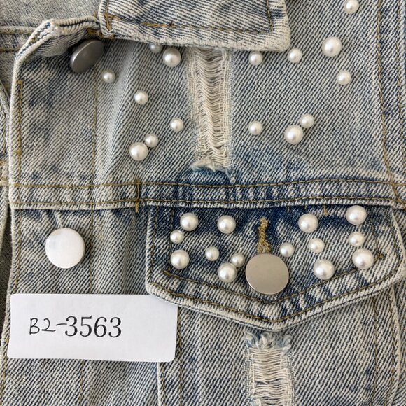 Ebossy Denim Vest Faux Pearl Womens Medium Blue Light Wash Denim Distressed - Picture 11 of 11